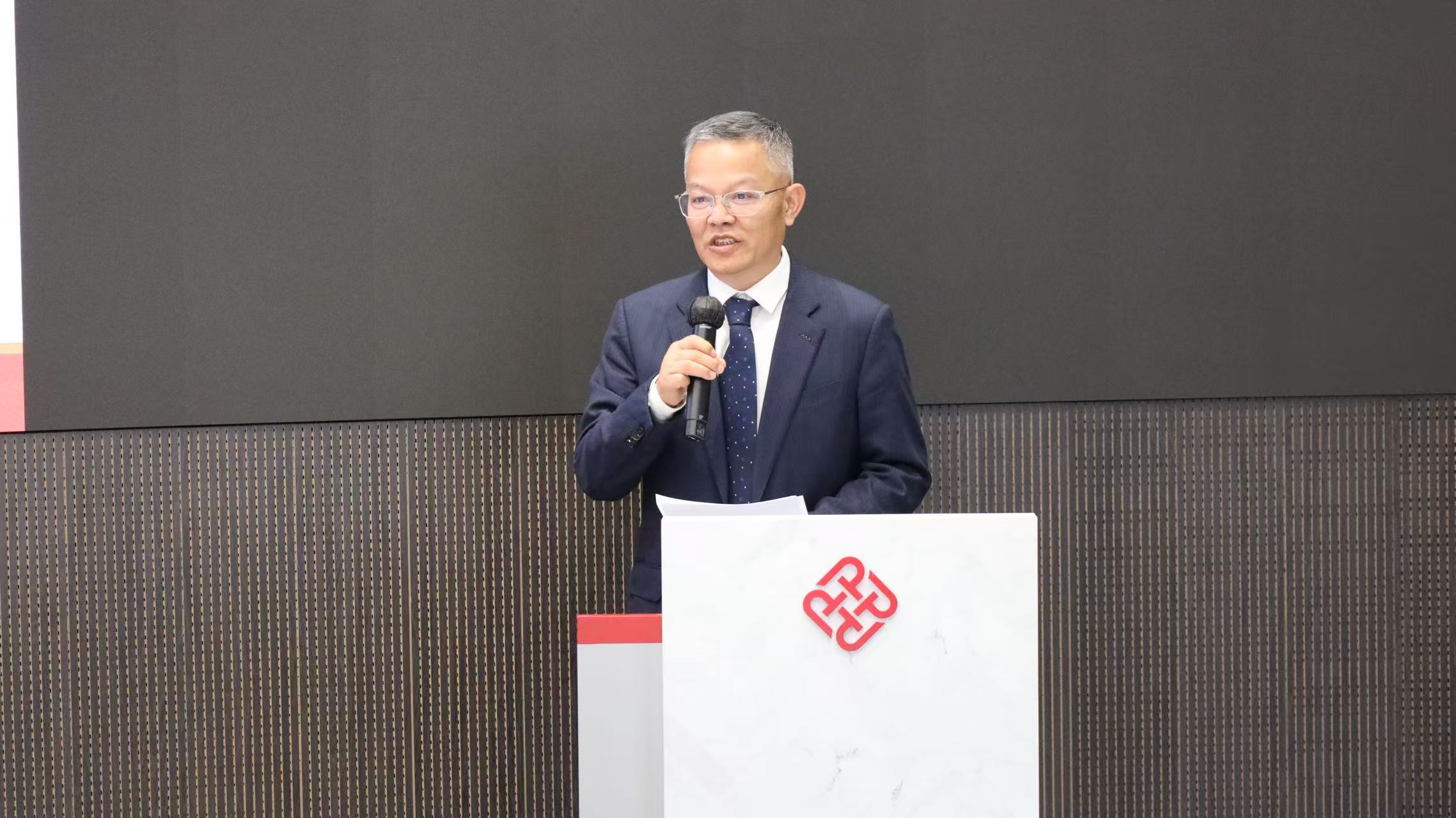 1764665890065003139.jpg 1764665890065003139.jpg